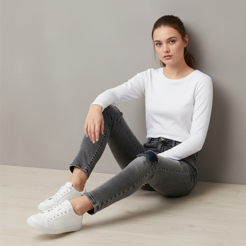 PILCRO x Anthropologie slim boyfriend distressed jeans size 25